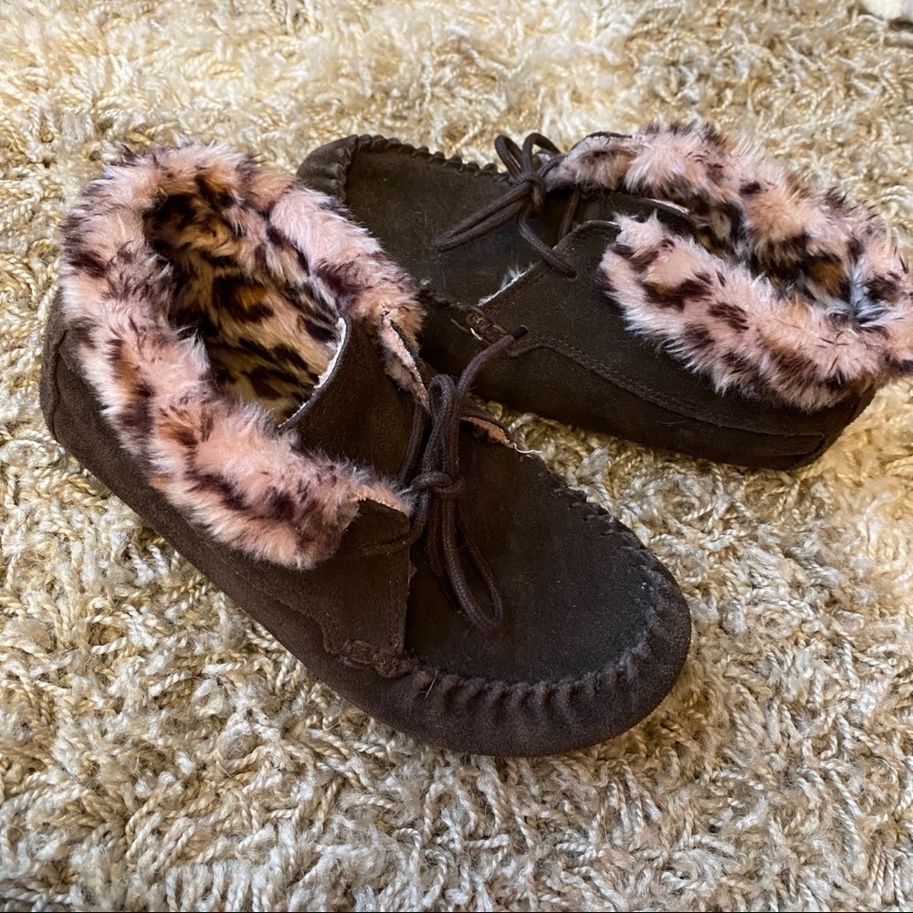 winter slippers - Picture 2 of 3